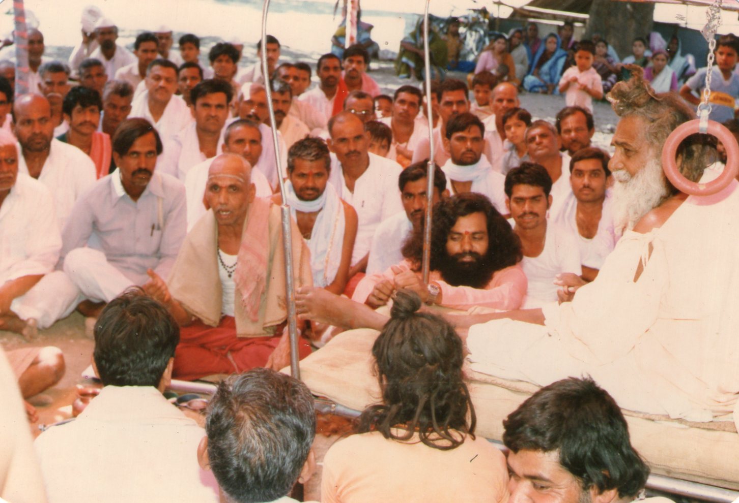 श्री श्री १००८ महामंडलेश्वर स्वामी परमानंदगिरीजी महाराज
